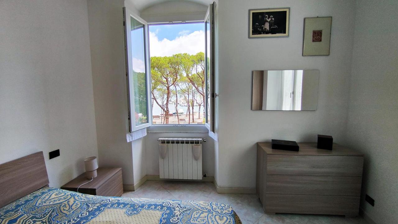 Un Balcone In Pineta Lägenhet Fezzano  Exteriör bild